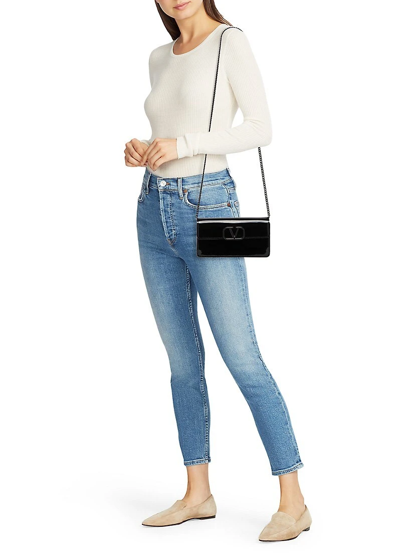 Valentino Garavani VLogo Patent Leather Wallet-On-Chain 4 Valentino Garavani VLogo Patent Leather Wallet-On-Chain - Image 2